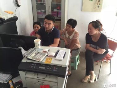 汝阳宏达面粉厂产品接受培训。